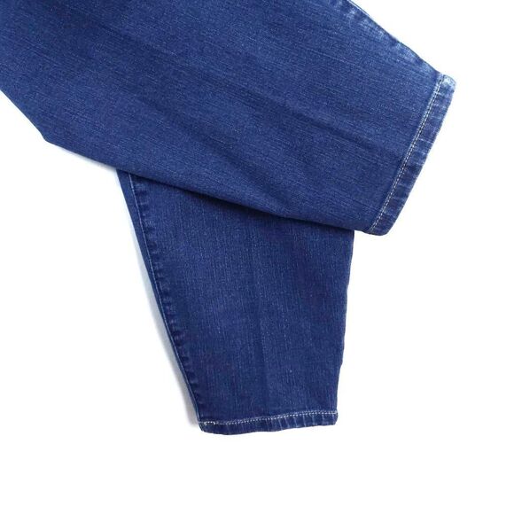 TORRID New With Tags Medium Blue Wash Whiskered Stretch Skinny Jeggings Size 22T - Picture 4 of 7